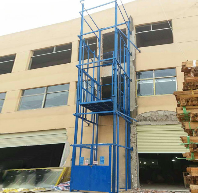 鞍山建材厂室外物料提升